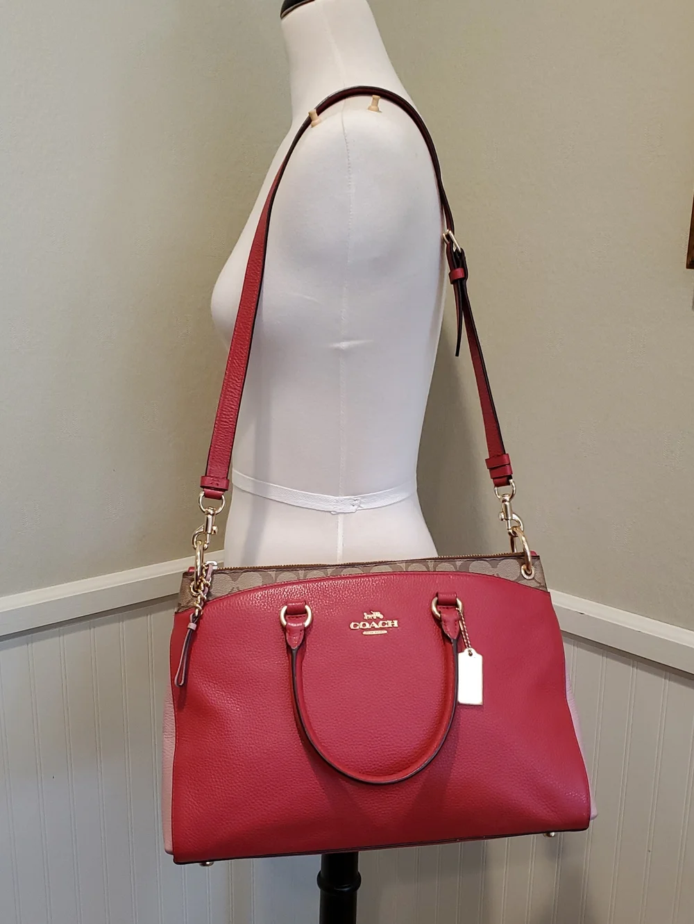 Like NEW Coach Signature Colorblock Mia Satchel
